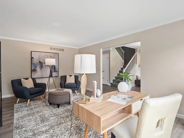 2122 Park Forest Dr — Photo 11
