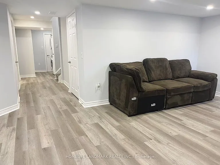 21 Weekes Ave #BASEMENT — Photo 5