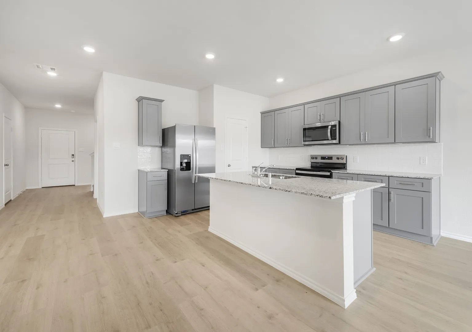 1574 Brooke Drive — Photo 3