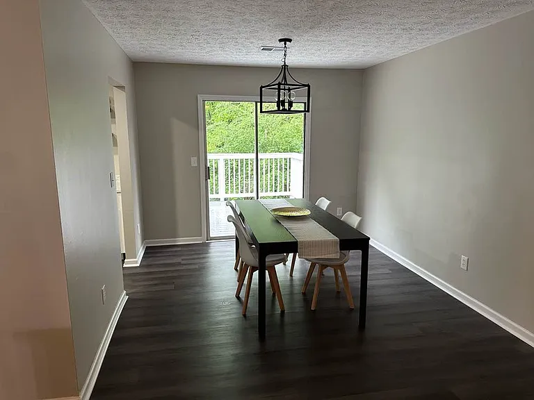3490 Newberry Trl — Photo 5