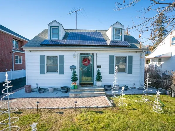 121 Maple Place, Yonkers, NY 10704