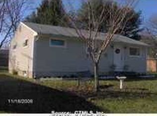 35 Norman Rd, Lebanon, CT 06249