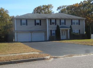 3 Ginger Trl, Coventry, RI 02816