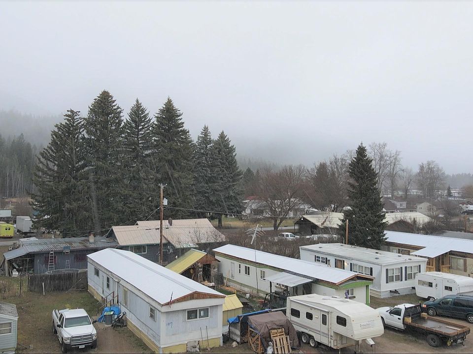 2nd image of 19 Hartman Ln