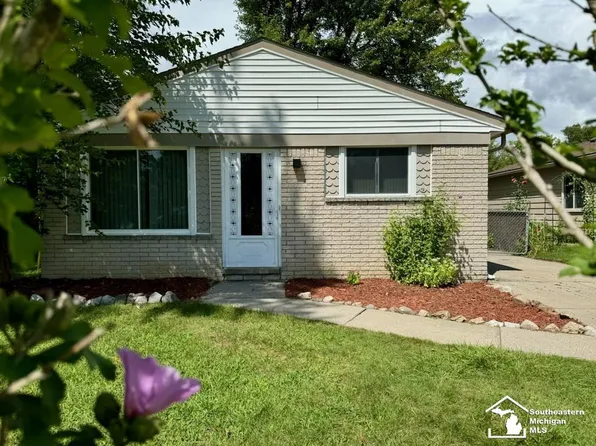 23860 Cora St, Brownstown, MI 48183