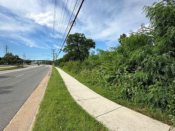 5th image of 7777 Richmond Hwy