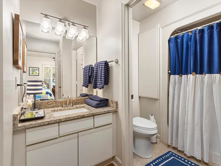 566 Homewood Dr — Photo 13