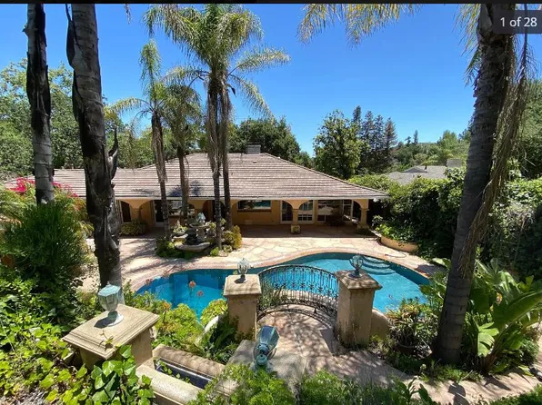 4661 Cerrillos Dr, Woodland Hills, CA 91364