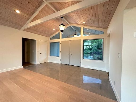 5th image of 26865 Saint Francis Dr