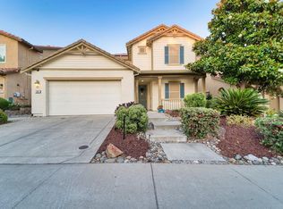 859 Calico Dr, Rocklin, CA 95765
