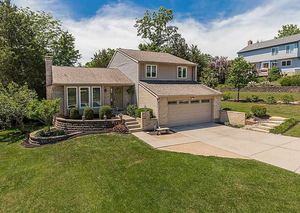 1st image of 110 Clearmeadow Dr