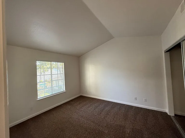 3937 Dale Rd #B — Photo 16