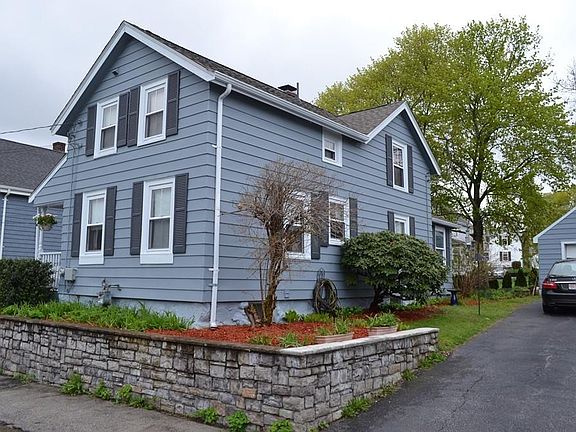 2nd image of 24 Lydon St
