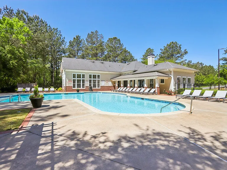 The Glen at Lanier Crossing — Photo 13
