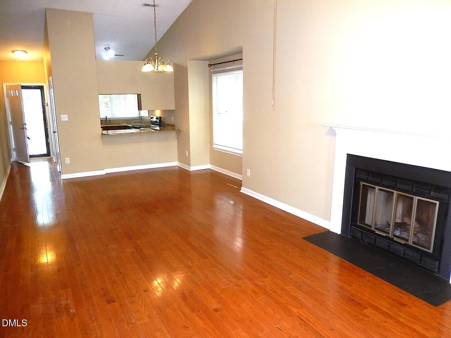 2 bed, 2.0 bath, 1087 sqft, $1,450 — Photo 3