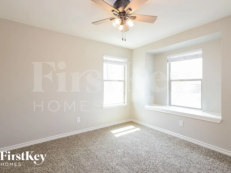 7307 Palomino Bay — Photo 10