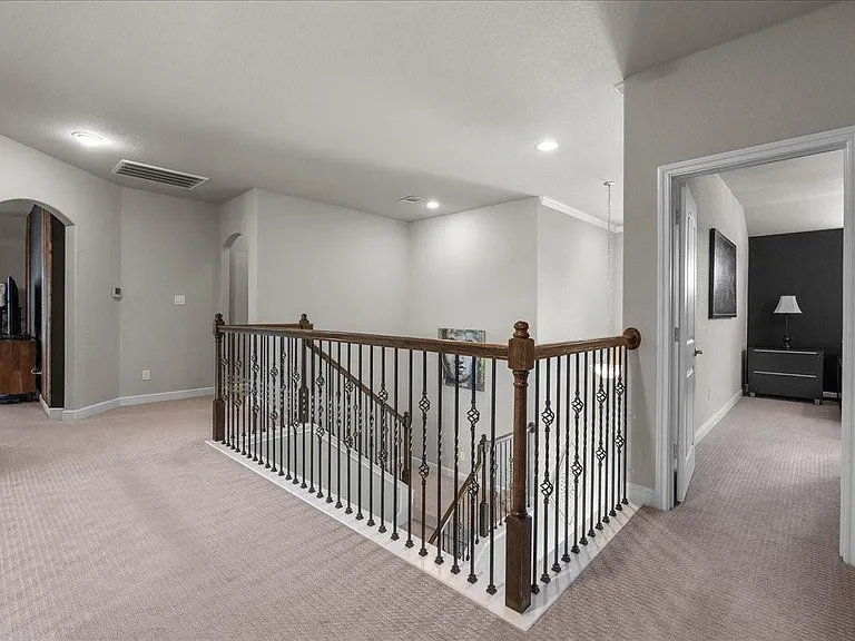 2417 Lake Mist Dr — Photo 38