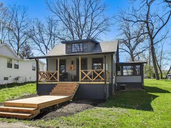 W3673 Oakrest AVENUE, Lake Geneva, WI 53147
