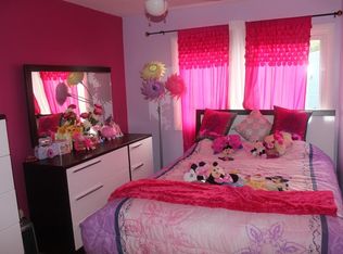 29 Kingsley Rd, Kendall Park, NJ 08824