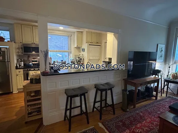 405 Marlborough St APT 32, Boston, MA 02115