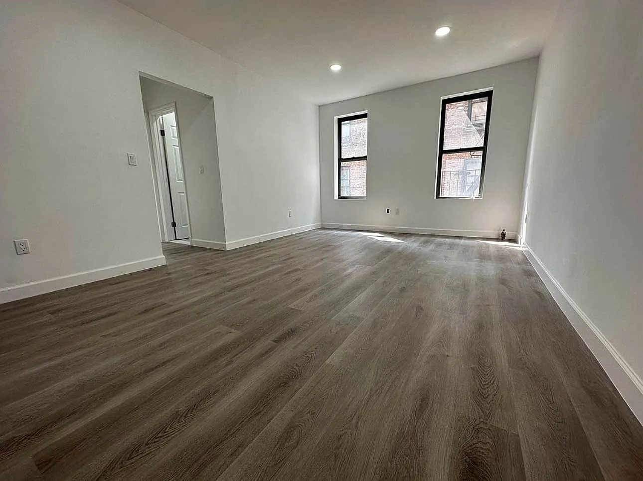 560 Audubon Avenue — Photo 1