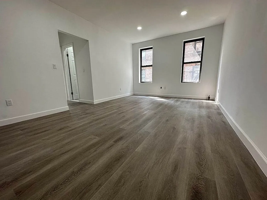 560 Audubon Avenue 3F