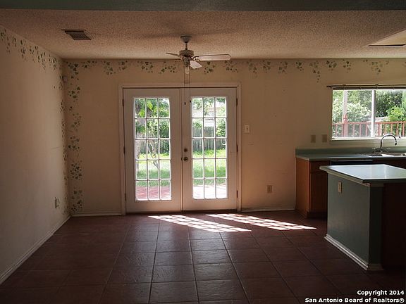 5th image of 5851 Creekway