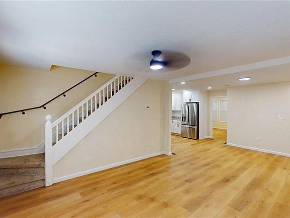 4th image of 1307 W 42nd St