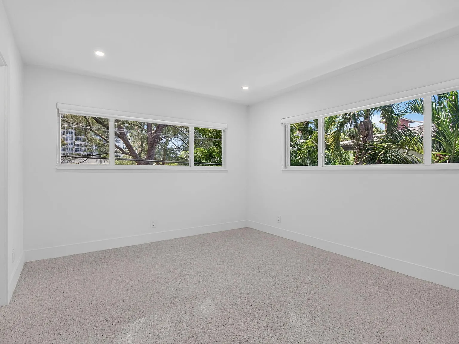 2 bed, 1361 sqft, $2,995 — Photo 3