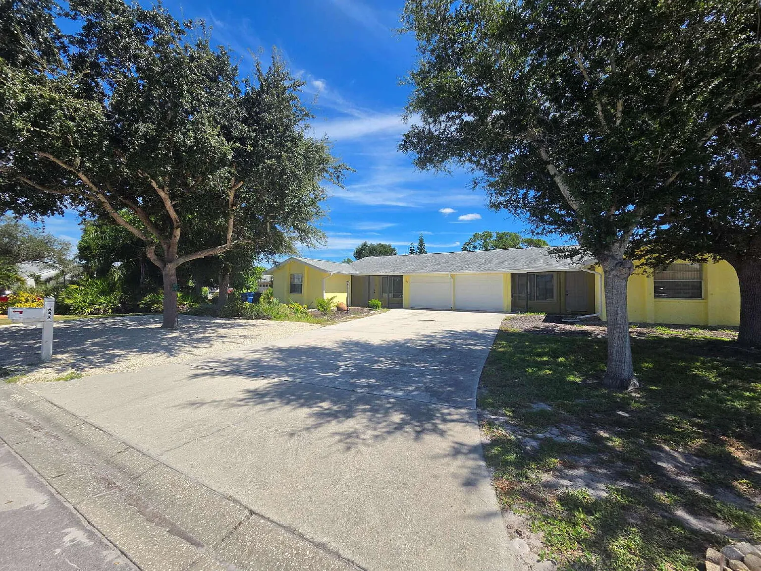 2 bed, 2.0 bath, 982 sqft, $1,600 — Photo 1
