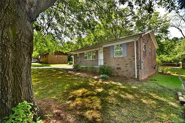 1st image of 2753 Mary Ave