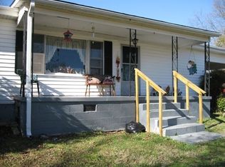 9 Pinewood Dr, Liberty, SC 29657