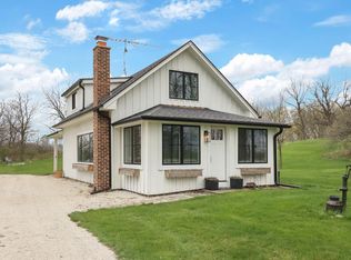 N1217 Academy Rd, Fontana, WI 53125