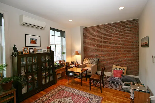 Rented by Corcoran | media 32