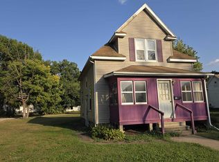 914 Lincoln St, Waterloo, IA 50703