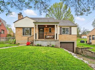 3515 Edgeview Dr, Cincinnati, OH 45213