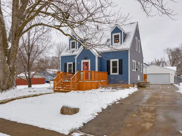 3313 52nd St, Des Moines, IA 50310
