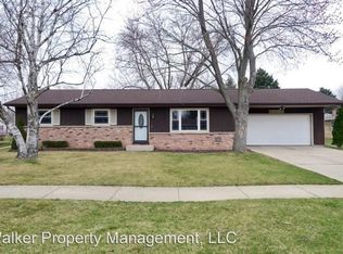 1910 Revere Ln, Janesville, WI 53545