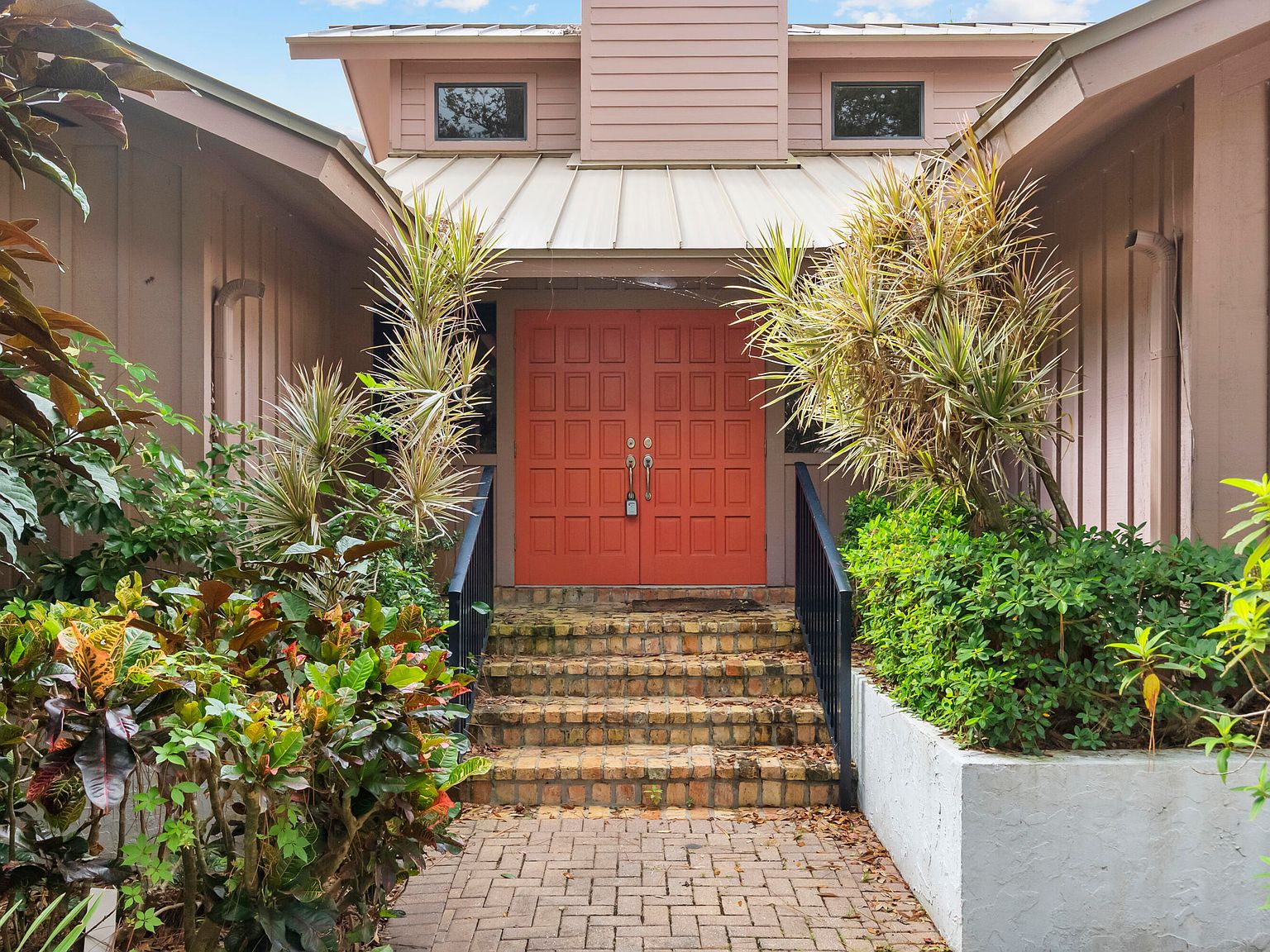 5011 SE Burning Tree Circle