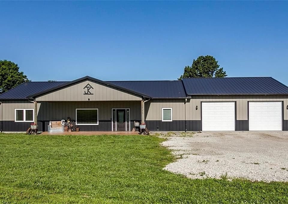 1st image of 1982 Indiana Rd