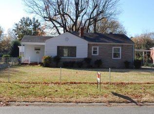 2242 Dickens Ave, Charlotte, NC 28208