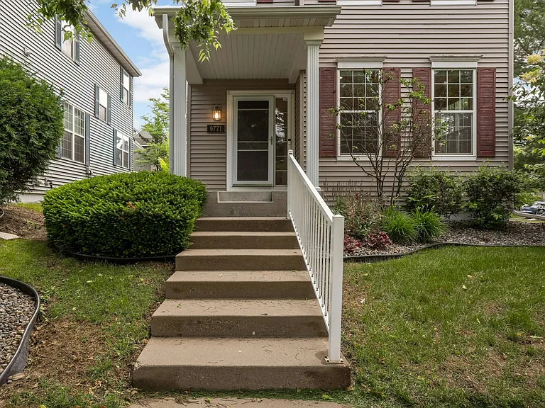 9771 Gable Dr — Photo 6