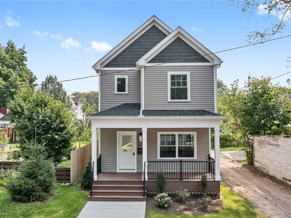 2217 W 36th St, Cleveland, OH 44113