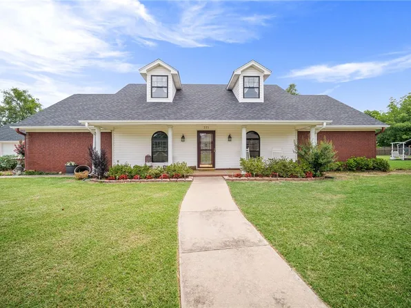 335 Marys Ln, Mulberry, AR 72947