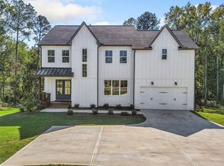 4176 Shallowford Rd, Marietta, GA 30062