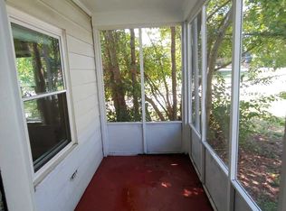 1506 12th Street Dr NW, Hickory, NC 28601