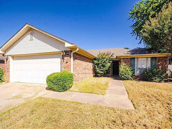 3rd image of 4520 Hardwood Dr