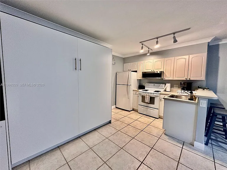 1480 S Ocean Blvd #104 — Photo 16