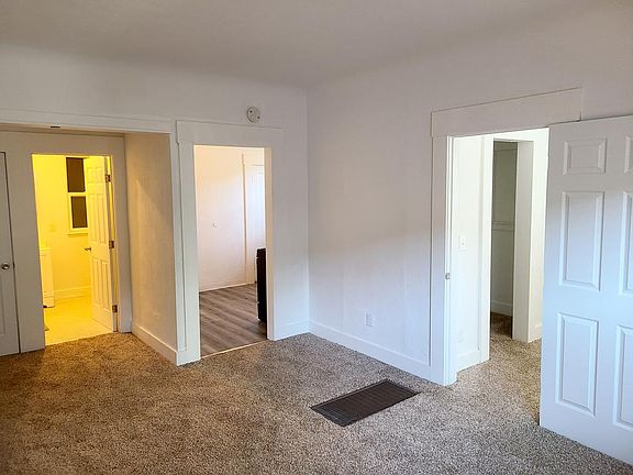 2nd image of 529 N Monroe St APT 4