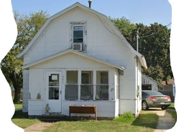 545 6th St, Jesup, IA 50648